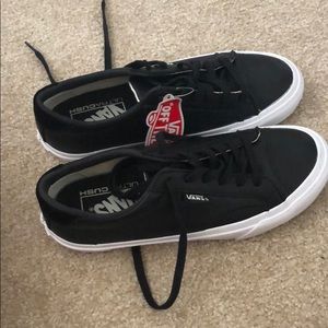 New with tags black Vans